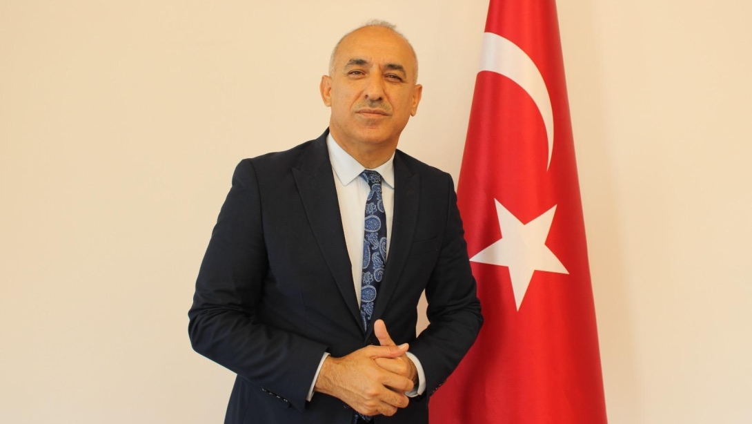İlçe Millî Eğitim Müdürümüz Yavuz Üstündağ'ın 15 Temmuz mesajı